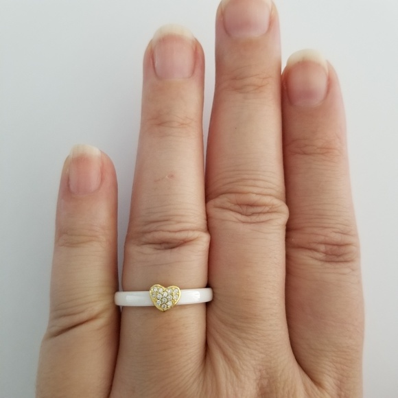 White Ceramic Heart Pave Solitaire - Picture 7 of 8